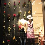 2010-0326-j-crew-window-wallpaper